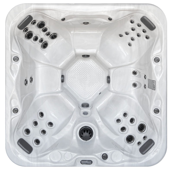Sunbelt SB 820 hot tub, top view